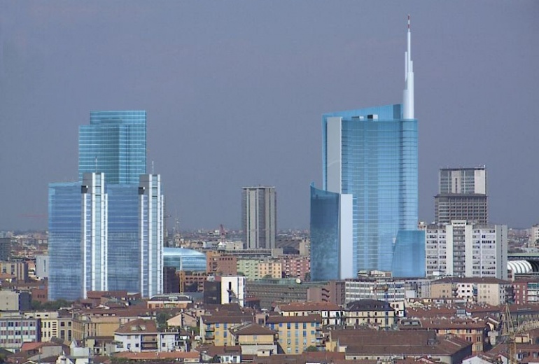 A-AU 301 гостиница - мотель 4* , доход 1 млн евро в год, Милан