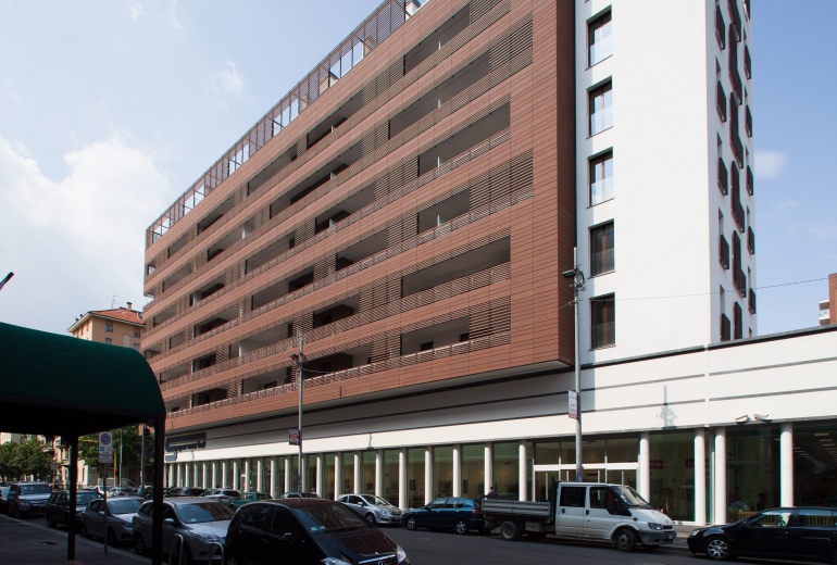 AAU271 трёх-четырёхкомнатные квартиры в новом доме , Милан, Корсо Семпионе