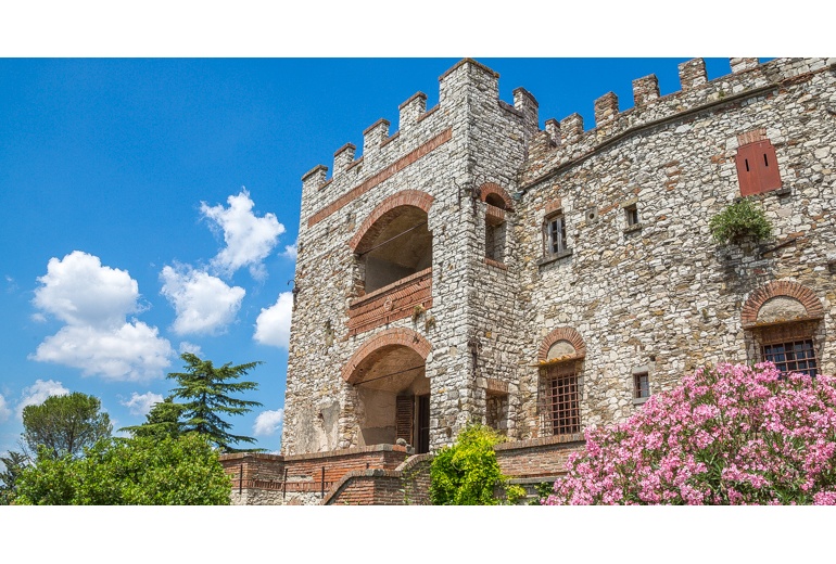 AASL47   Потрясающий исторический ЗАМОК в Тоскане, недалеко от Флоренции