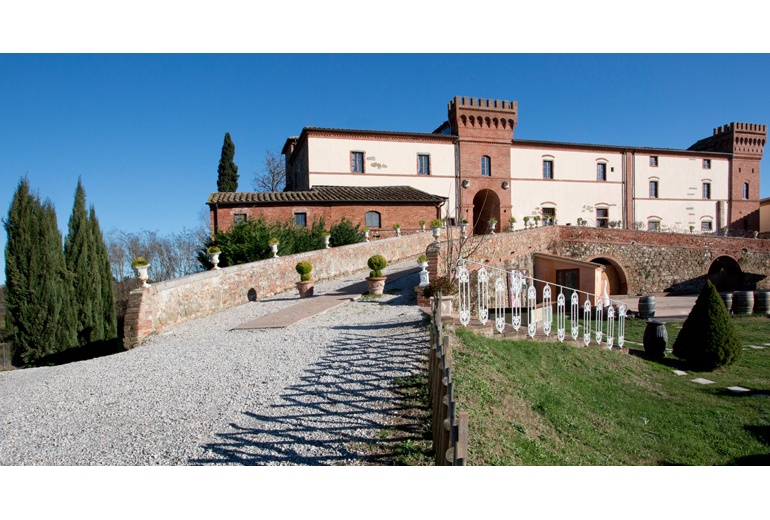 AASL49 Исторический замок XV века в Тоскане