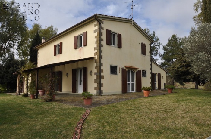 AYK93 дом с участком 6Га, Мальяно, Тоскана