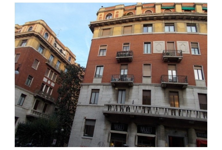 A-AU 219 апартаменты в Милане, Трибунале, Подгора