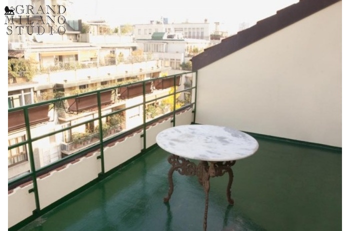 A-AU 242 двухэтажные апартаменты в Милане, Москова