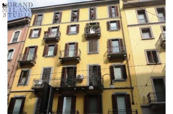 A- AU 147  апартаменты в Милане, исторический центр