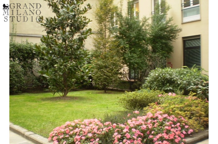 A-AU 178 апартаменты в Милане, площадь  Борромео