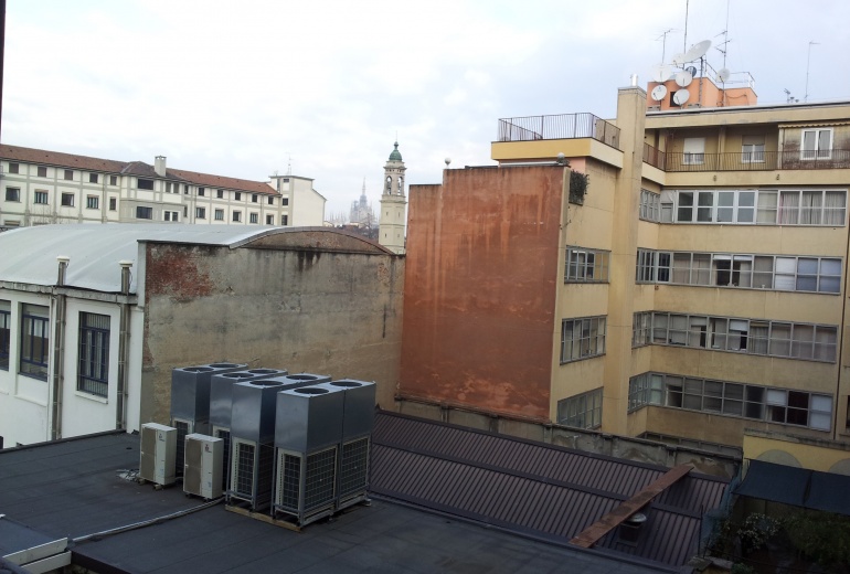 D-AU 445 квартира с видом на Дуомо ,под ремонт, Порта Романа 