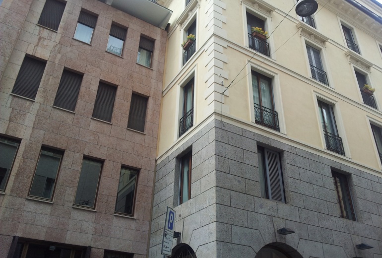 D-AU 497 квартира  в центре Милана , площадь Дуомо 