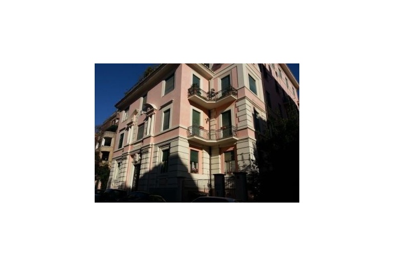 D-SVM.149.Рим. По улице Даландо, в зоне Болонья – апартаменты.