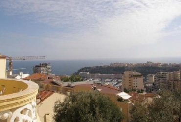 Босолей. Старинная вилла с панорамным видом на море и Монако.