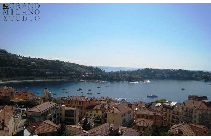 V002. Лазурный берег. Villefranche пентхаус с видом на море