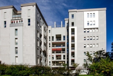 AAU104 шикарный пентхаус с бассейном в Милане, метро Сондрио